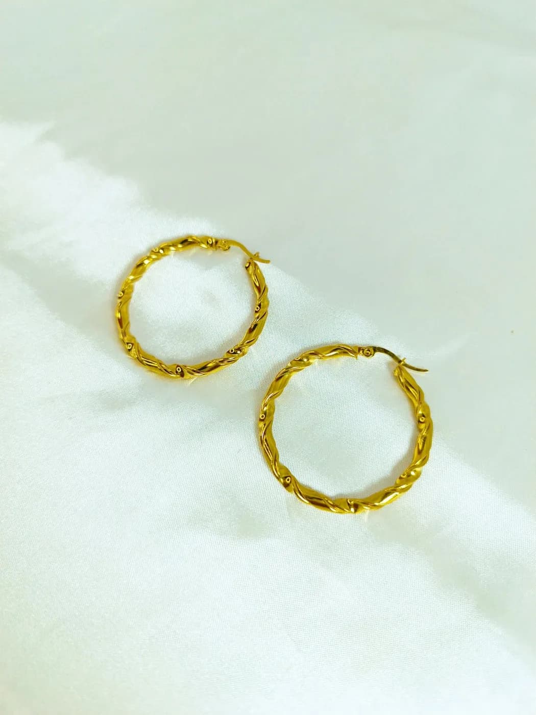 Boucles d'oreilles créoles dorées