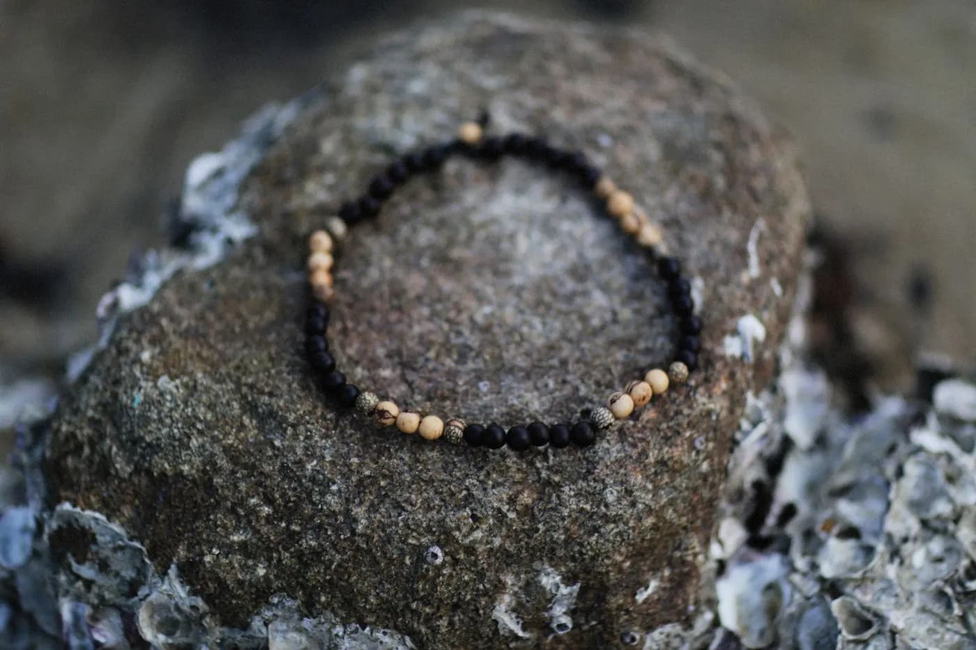 Bracelet de perles en pierres naturelles