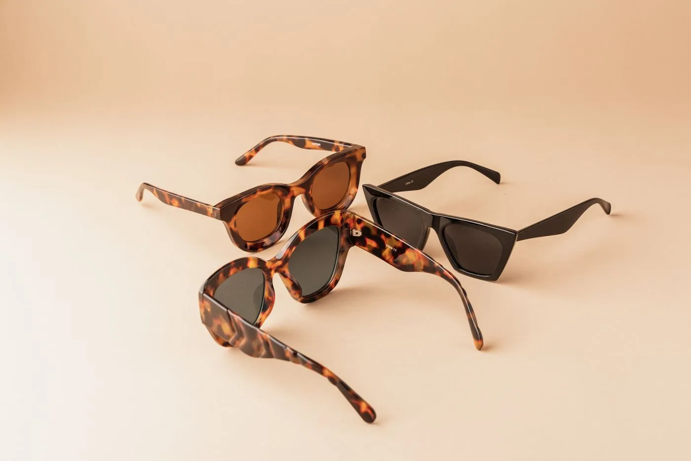 Lunettes de soleil à monture écaille